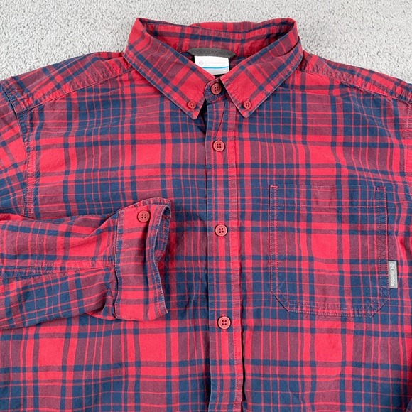 Columbia Shirt Mens Medium Blue Red Plaid Button Up Hiking Outdoors Casual - Picture 1 of 10